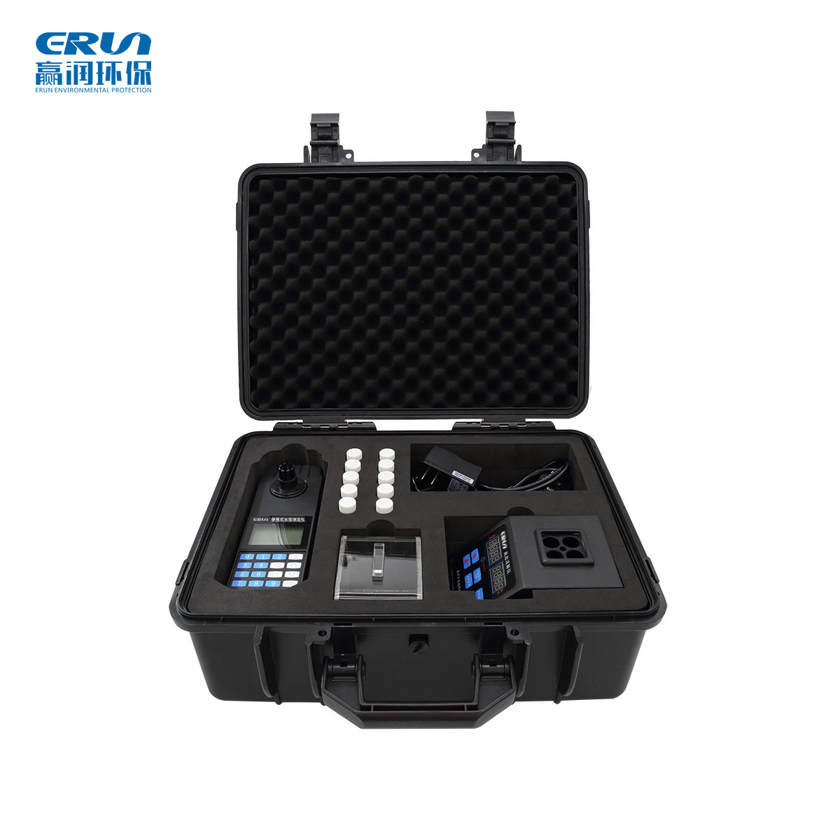 便攜式水質(zhi)分(fen)析儀(yi)